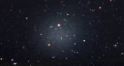 Mistério de galáxia desprovida de matéria escura é revelado