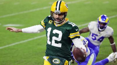 NFL: Aaron Rodgers brilha, Packers vencem Rams e vão à final da NFC pelo 2º ano seguido