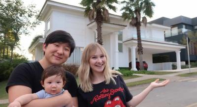 Pyong Lee surpreende esposa e filho com viagem luxuosa; confira