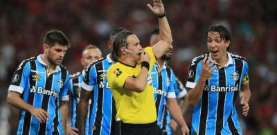 Final da Libertadores entre Palmeiras e Santos terá arbitragem argentina