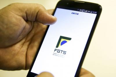 Caixa libera novo crédito de até R$ 2 mil através do FGTS