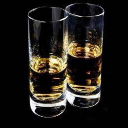 Estudos alertam para consumo excessivo de álcool por jovens na pandemia