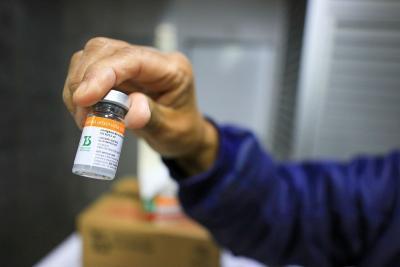 Justiça Federal recomenda que governo distribua vacina de Oxford a municípios do interior Amazonas