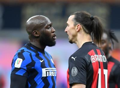 Ibrahimovic nega acusações de racismo em briga com Lukaku e recebe apoio de Pogba