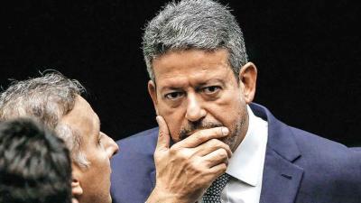 Lira diz que conduzirá 'com serenidade' análise da prisão de Daniel Silveira