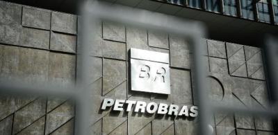 Petroleiros da Bahia suspendem greve após Petrobras reabrir negociações, diz FUP