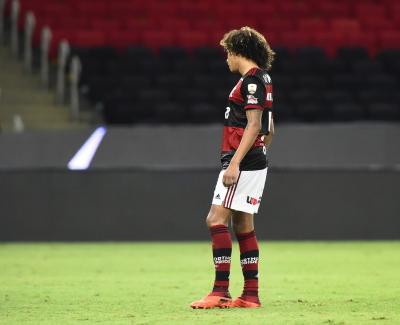 Reavaliado, Arão é vetado do duelo com Inter; veja provável escalação do Flamengo