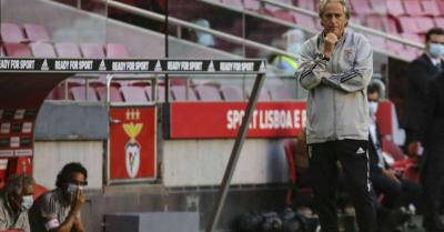 Presidente do Benfica quer saída de Jorge Jesus após mais um tropeço