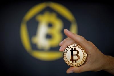 Coinbase pede registro para listagem e mostra salto nas receitas com boom do bitcoin Por Reuters