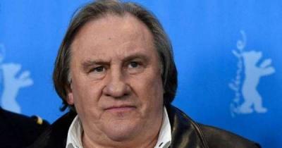 Ator Gerard Depardieu é acusado de estuprar e agredir atriz de 22 anos
