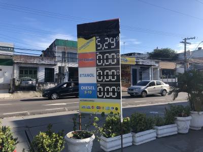Após novo reajuste, preço da gasolina em Manaus ultrapassa R$ 5 e dirigentes temem mais aumento