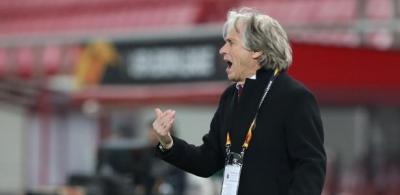 Presidente do Benfica exige que Jorge Jesus leve time à Liga dos Campeões
