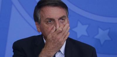 Bolsonaro critica aumento da gasolina e quer novas refinarias no Brasil