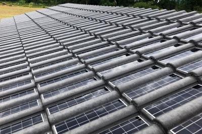 Telhas solares serão 20% mais baratas que painéis, diz Eternit