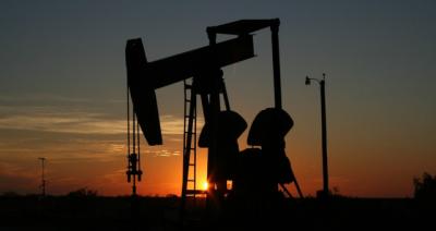 Preços do petróleo disparam a máximas de 1 ano após Opep+ manter cortes de...