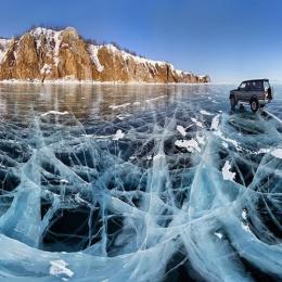 O lago congelado mais antigo e profundo do mundo