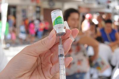 Vacinação contra a gripe no RJ começa a imunizar crianças e gestantes nesta segunda-feira