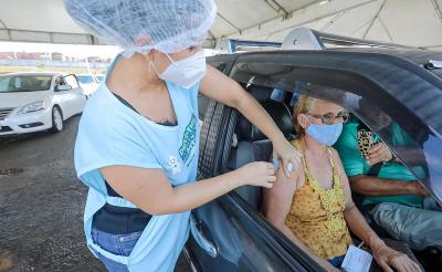 Pessoas com comorbidades a partir de 40 anos serão vacinadas contra Covid-19 em Camaçari; aplicação segue nos idosos