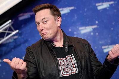 Elon Musk revela ter síndrome de Asperger no Saturday Night Live