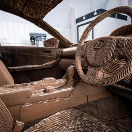Lexus cria um carro feito de papelão e que funciona