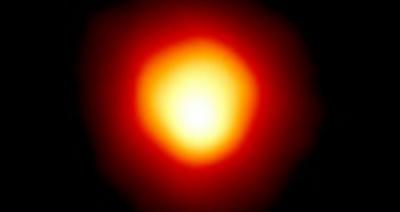 Cientistas apontam causa do 'esmorecer' da brilhante estrela Betelgeuse (FOTOS)