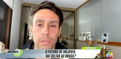 Valdivia tem vontade de voltar ao Brasil, mas descarta jogar no Corinthians