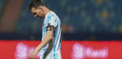Sem clube, mas em grande fase, Messi encara desafio que resta na carreira