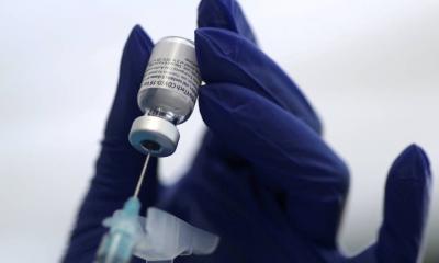 Pfizer analisa terceira dose contra variantes e até nova vacina para a Delta; especialistas dizem ser desnecessário