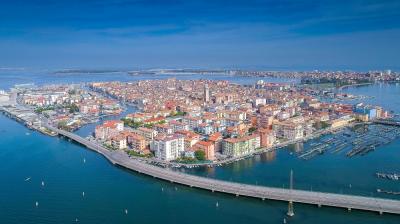 Estrada da Era Romana submersa há séculos na Lagoa de Veneza é descoberta