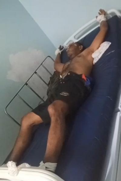 Paciente morre amarrado em leito do HGM e deixa família revoltada