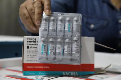 Estado de SP recebe 456 mil doses da vacina da AstraZeneca e volta aplicar 2ª dose do imunizante na quinta-feira