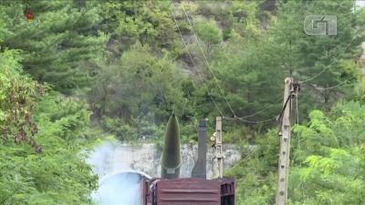 Coreia do Norte dispara míssil a partir de um vagão ferroviário; veja vídeo