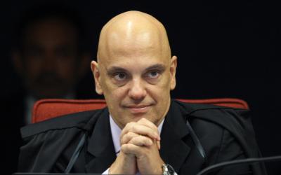 Moraes suspende portarias de Bolsonaro e mantém rastreamento de armas e munições