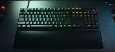 Razer anuncia novo teclado óptico Huntsman V2 e promete latência de quase zero