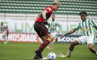 Flamengo busca revanche contra o Juventude para se manter na briga pelo Brasileirão