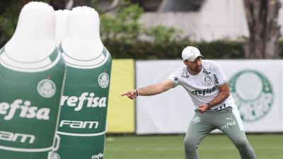 Palmeiras: Abel Ferreira ganha dois reforços para encarar o Internacional pelo Brasileirão 2021 neste domingo