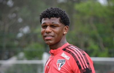 Escalação do São Paulo: Arboleda se reapresenta, treina e reforça o time contra o Corinthians