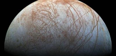 Hubble detecta vapor de água em Europa, uma das luas de Júpiter