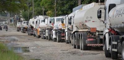Confederações de caminhoneiros criticam 'auxílio diesel': 'Humilhação'