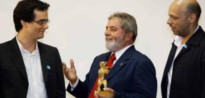 Ao lançar o filme sobre Marighella, Wagner Moura declara o voto em Lula