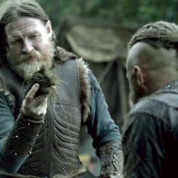 Vikings: Ator da série está em novo filme sobre ‘Resident Evil’ e muitos não notaram