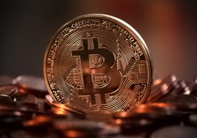 Quanto custa 1 bitcoin? Compare com o real e dólar