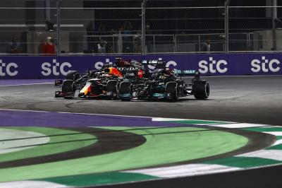 Para Coulthard, Hamilton foi o culpado pela colisão com Verstappen no GP da Arábia Saudita