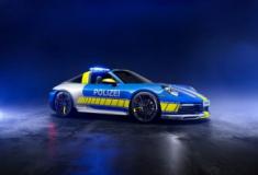 Porsche 911 Targa com as cores da polícia alemã