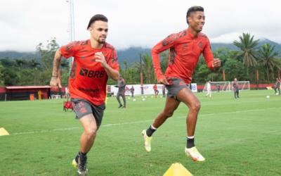 Com saída de Kenedy, Flamengo reduz opções para ‘os lados’ do campo