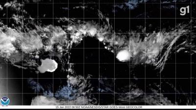 Erupção de vulcão submarino em Tonga provoca tsunami no sul do Pacífico