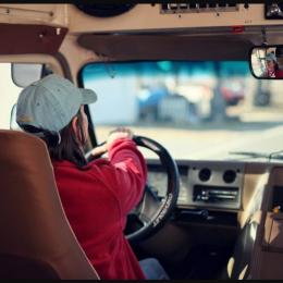 Nova lei entra em vigor e mudanças para motoristas de transporte