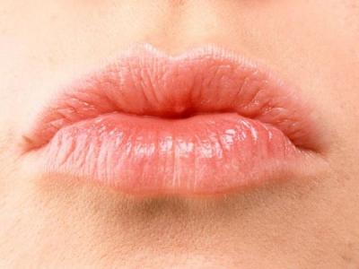 Vírus da 'doença do beijo' pode ser causa da esclerose múltipla