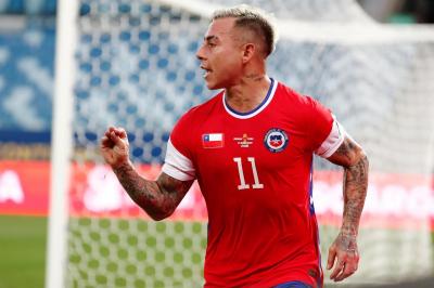 Chile anuncia lista para jogos contra Argentina e Bolívia com Isla, Kuscevic e Vargas
