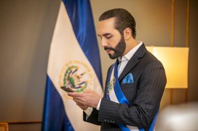 Moody's diz que bitcoin poderia levar El Salvador à moratória, e presidente 'não dá a mínima'